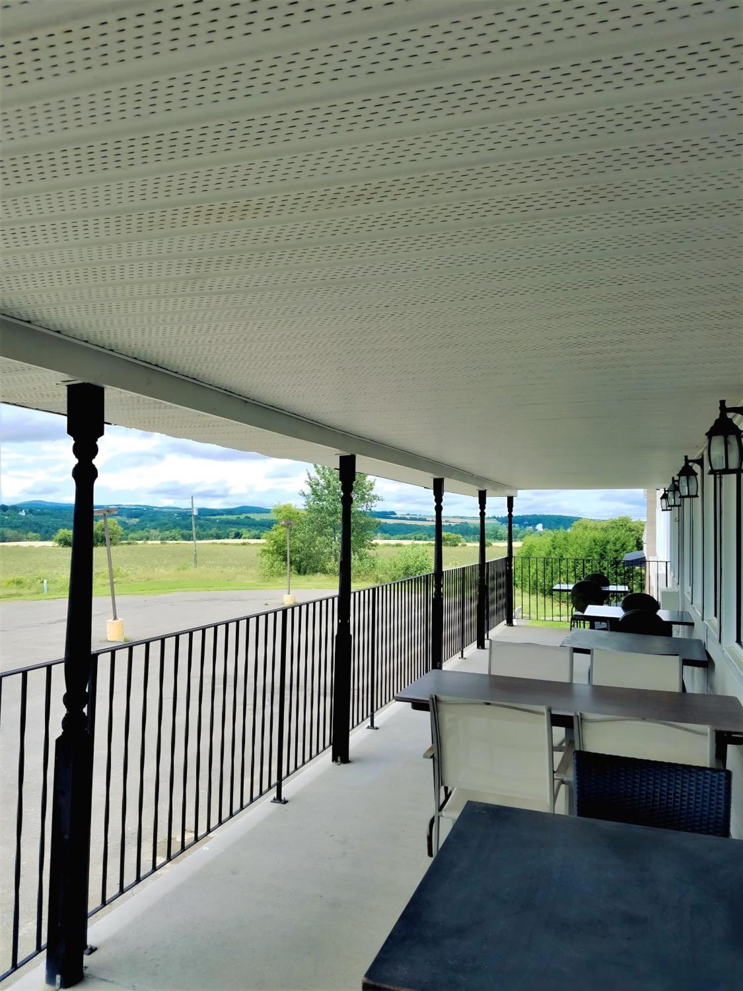 Florenceville Inn, Restaurant & Pool 外观 照片