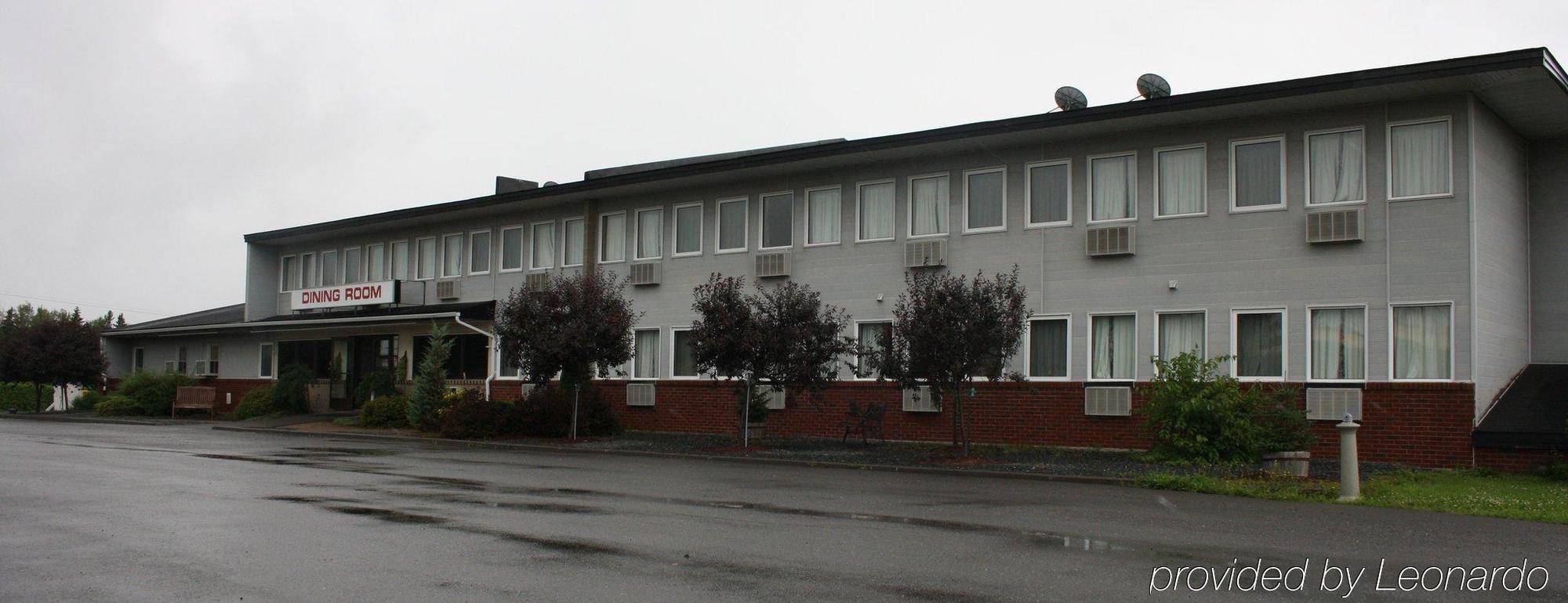 Florenceville Inn, Restaurant & Pool 外观 照片